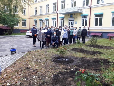 Сотрудники Кадастровой палаты Иркутской области посадили Аллею землеустроителей